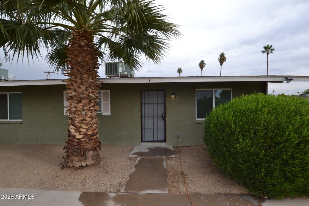 2210 W DEVONSHIRE Avenue 8, Phoenix, AZ 85015