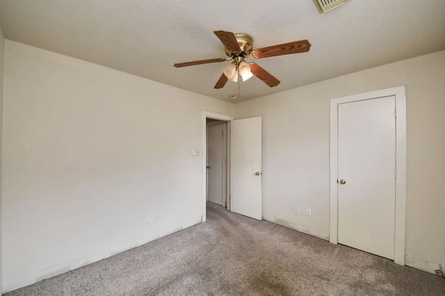 3831 E Traditions Court, Houston, TX 77082