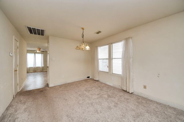 3831 E Traditions Court, Houston, TX 77082