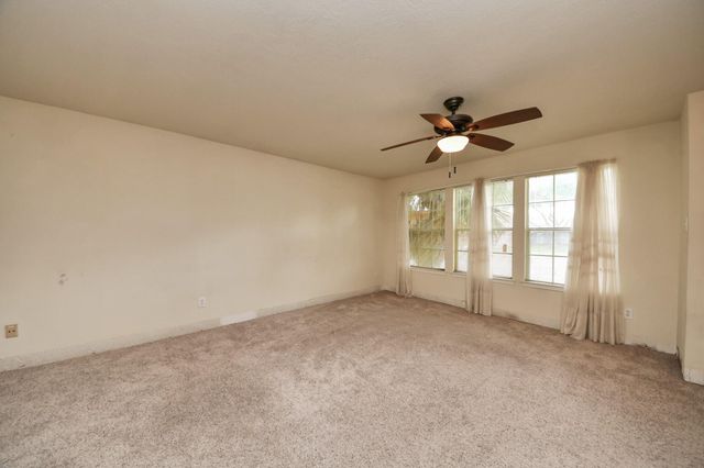 3831 E Traditions Court, Houston, TX 77082