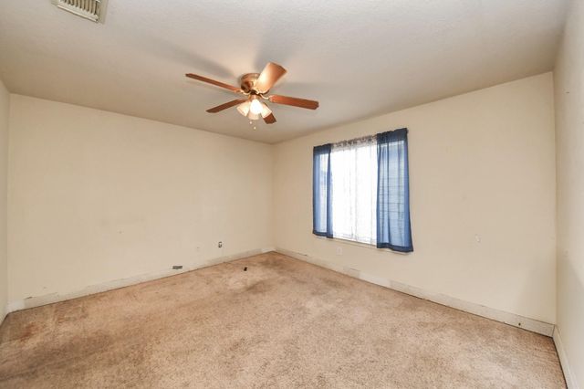 3831 E Traditions Court, Houston, TX 77082