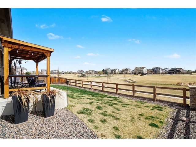 1645 Clarendon Dr, Windsor, CO 80550