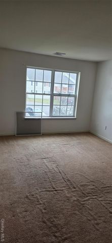 11 Jordan Lane, Middletown, NY 10940