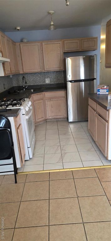 11 Jordan Lane, Middletown, NY 10940