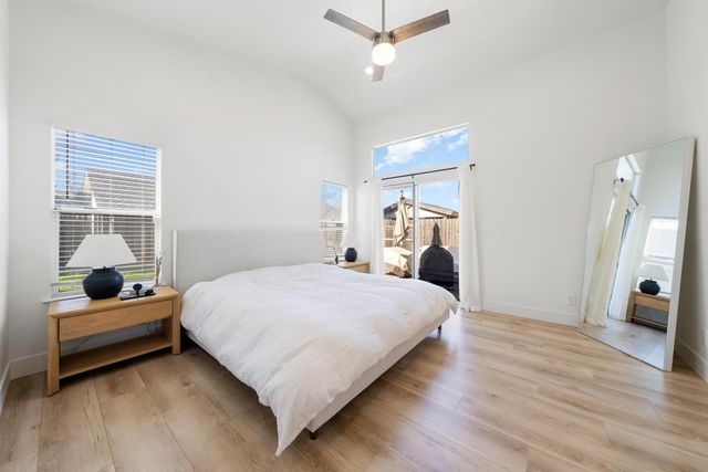 3724 Black Eagle Dr, Antelope, CA 95843