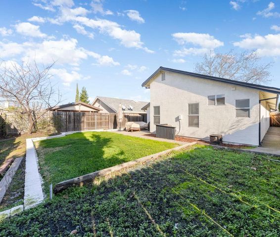 3724 Black Eagle Dr, Antelope, CA 95843