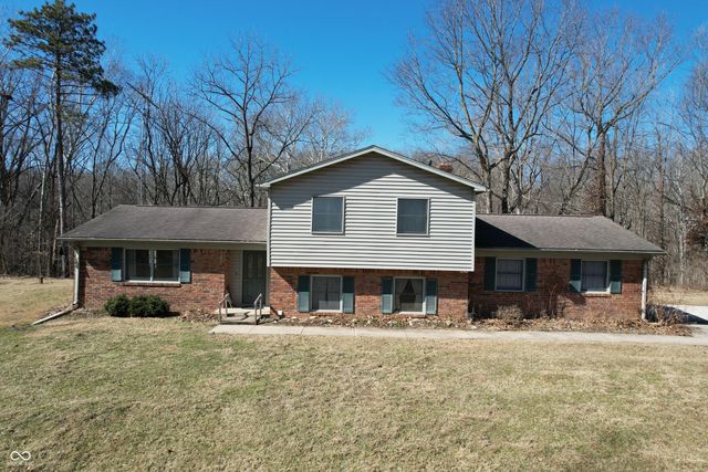 4996 W Fall Creek Road, Crawfordsville, IN 47933