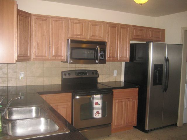 12660 Bay Avenue, Fort Worth, TX 76040