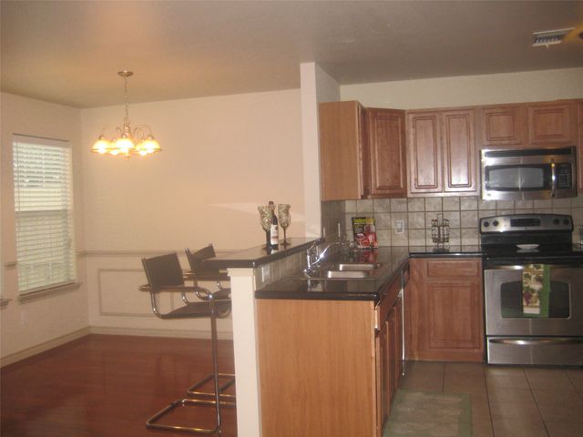 12660 Bay Avenue, Fort Worth, TX 76040