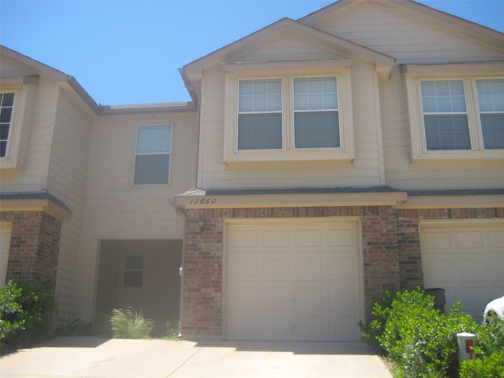 12660 Bay Avenue, Fort Worth, TX 76040