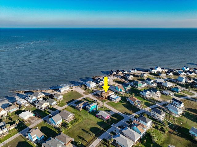 13031 Jolly Roger Drive, Freeport, TX 77541