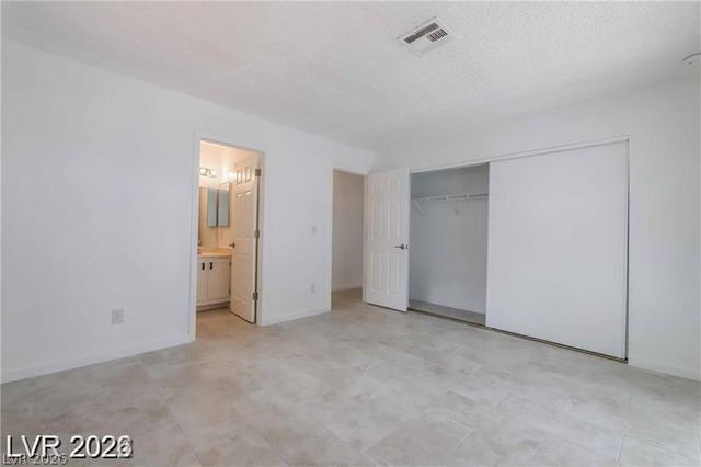 2117 Chertsey Drive C, Las Vegas, NV 89108