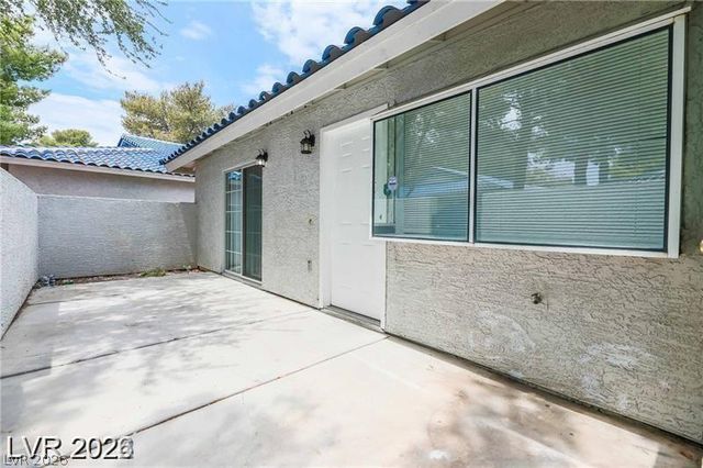 2117 Chertsey Drive C, Las Vegas, NV 89108
