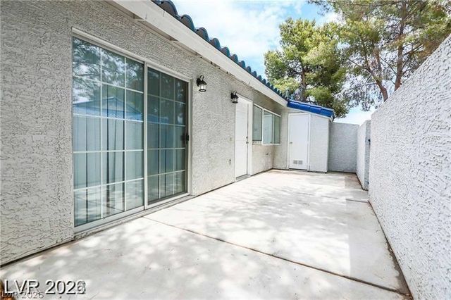 2117 Chertsey Drive C, Las Vegas, NV 89108