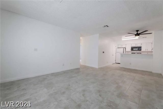 2117 Chertsey Drive C, Las Vegas, NV 89108