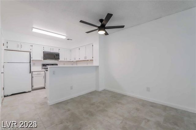 2117 Chertsey Drive C, Las Vegas, NV 89108