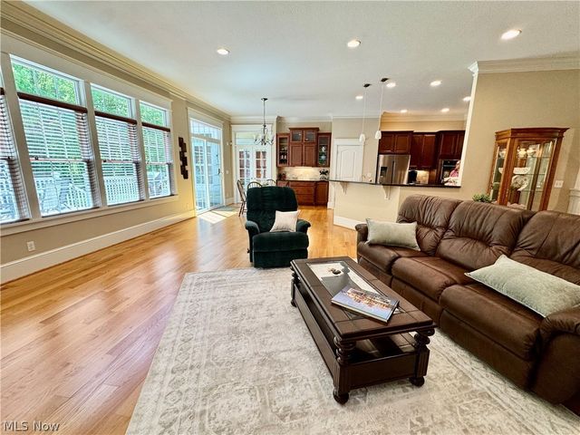 11101 E Washington Street, Chagrin Falls, OH 44023