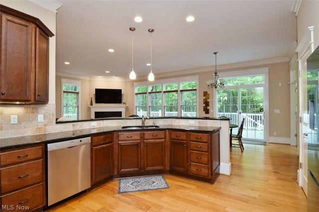 11101 E Washington Street, Chagrin Falls, OH 44023