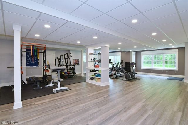 11101 E Washington Street, Chagrin Falls, OH 44023