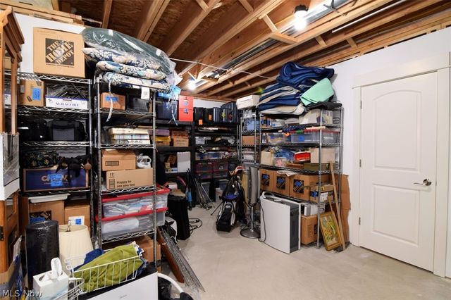 11101 E Washington Street, Chagrin Falls, OH 44023