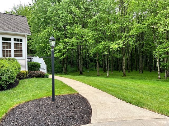 11101 E Washington Street, Chagrin Falls, OH 44023