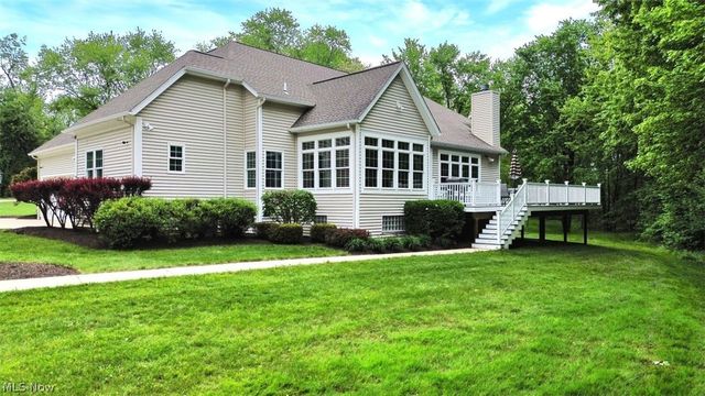 11101 E Washington Street, Chagrin Falls, OH 44023
