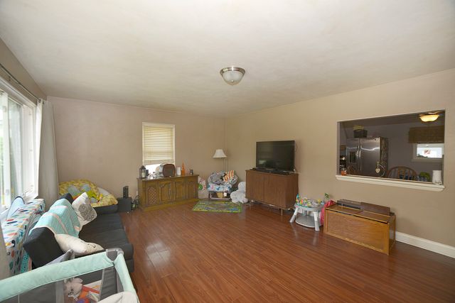 1307 W Washington Street, Ottawa, IL 61350