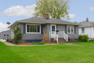 1307 W Washington Street, Ottawa, IL 61350