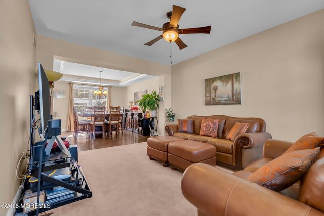 10 Firenze Road, Jackson, NJ 08527