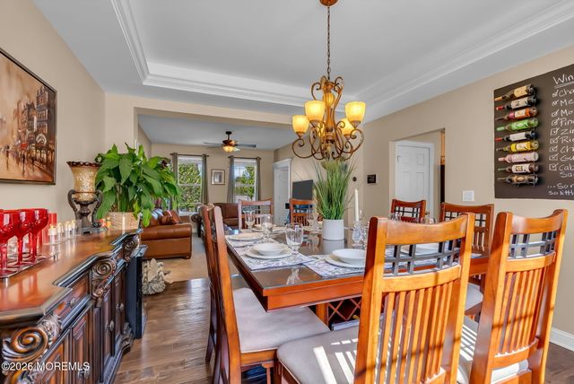 10 Firenze Road, Jackson, NJ 08527