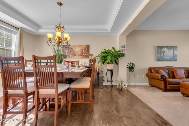 10 Firenze Road, Jackson, NJ 08527