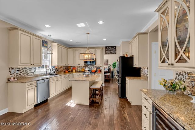 10 Firenze Road, Jackson, NJ 08527