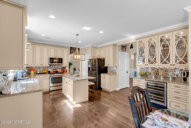 10 Firenze Road, Jackson, NJ 08527