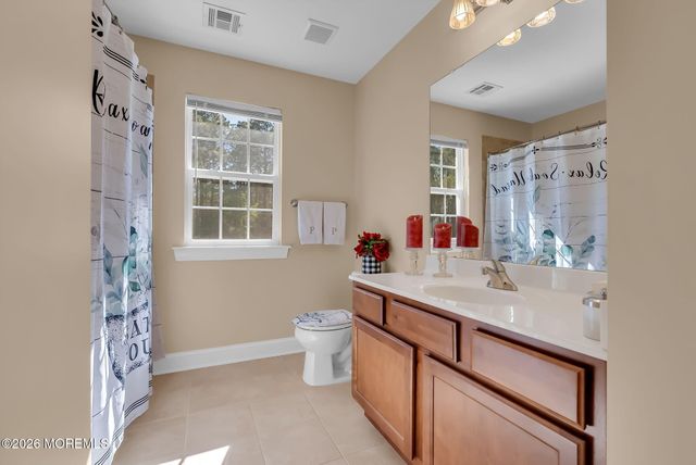 10 Firenze Road, Jackson, NJ 08527