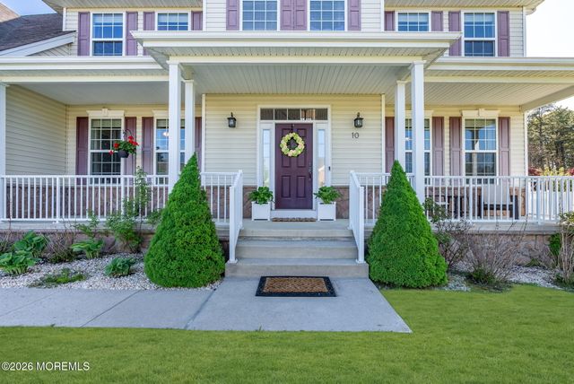 10 Firenze Road, Jackson, NJ 08527