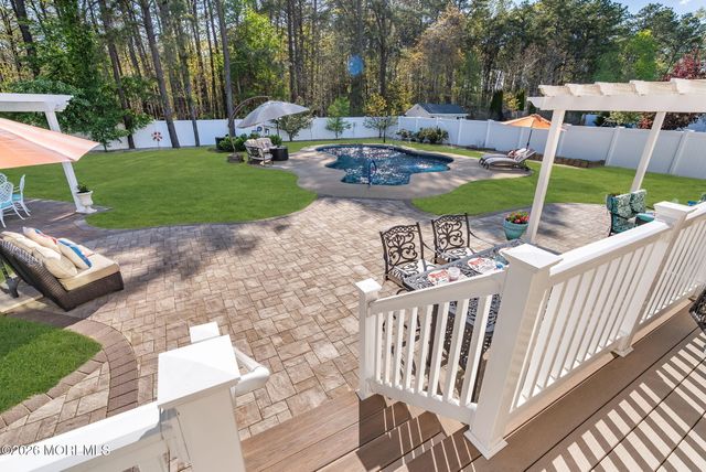 10 Firenze Road, Jackson, NJ 08527