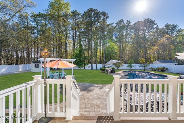 10 Firenze Road, Jackson, NJ 08527
