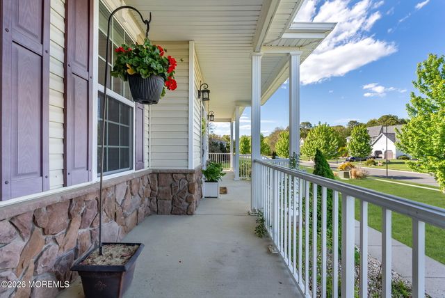 10 Firenze Road, Jackson, NJ 08527