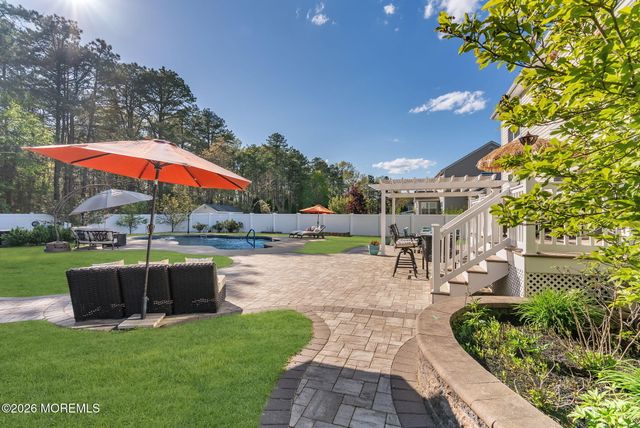 10 Firenze Road, Jackson, NJ 08527