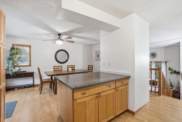 12914 W Suncrest Cir, Nine Mile Falls, WA 99026