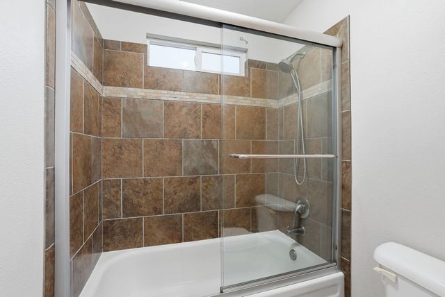 12914 W Suncrest Cir, Nine Mile Falls, WA 99026