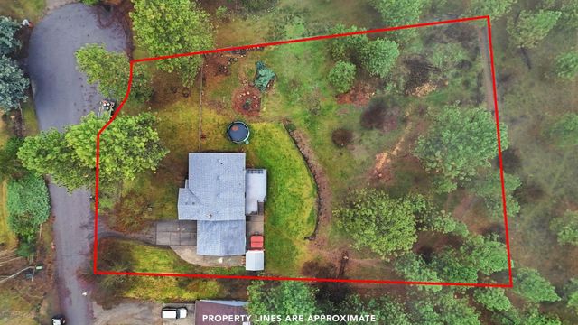 12914 W Suncrest Cir, Nine Mile Falls, WA 99026