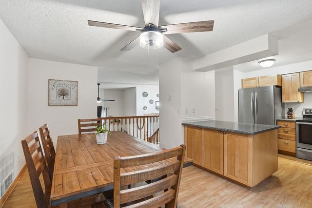 12914 W Suncrest Cir, Nine Mile Falls, WA 99026