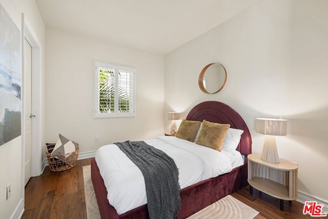 1804 S Barrington Avenue A, Los Angeles, CA 90025