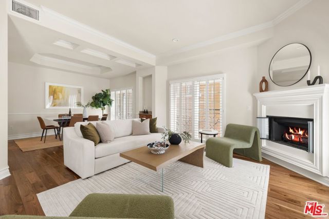 1804 S Barrington Avenue A, Los Angeles, CA 90025