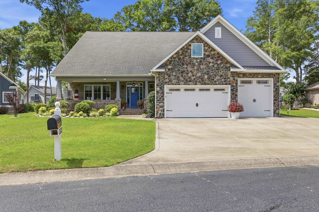 2377 Island Way, Little River, SC 29566