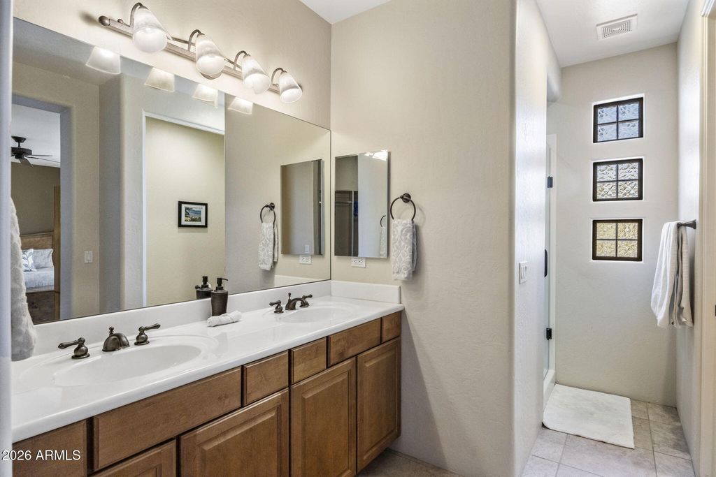 Image 21 of property listing at 28456 N 101ST Place, Scottsdale, AZ 85262