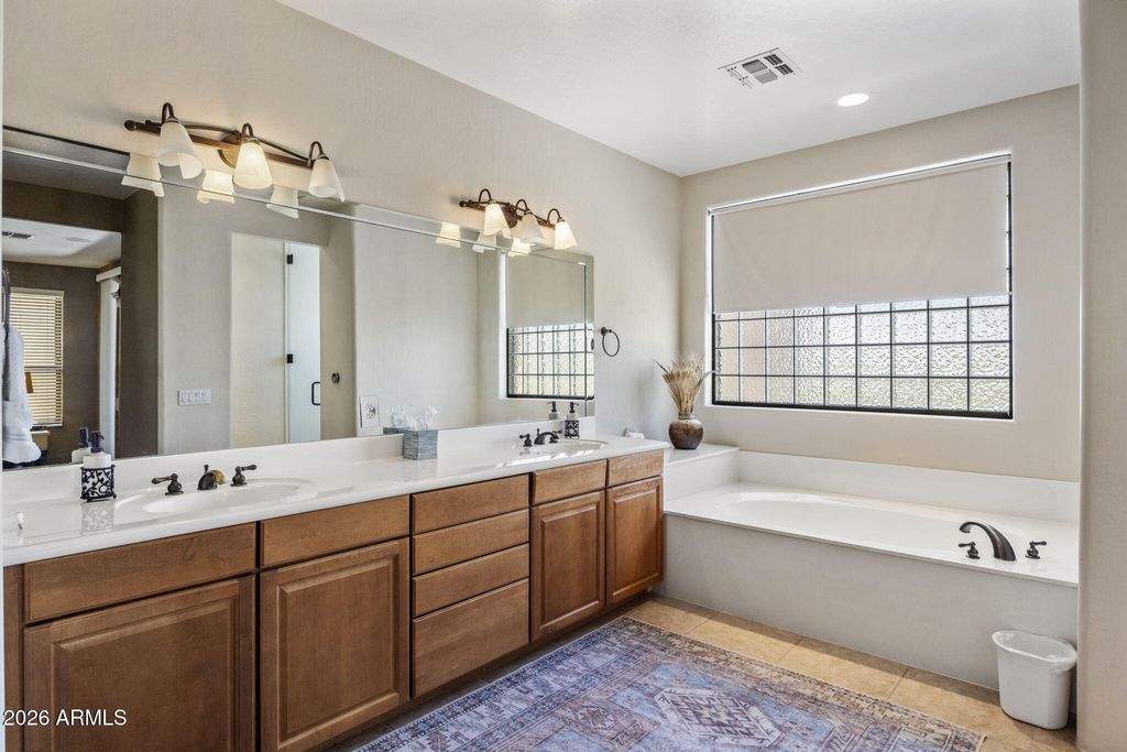 Image 26 of property listing at 28456 N 101ST Place, Scottsdale, AZ 85262