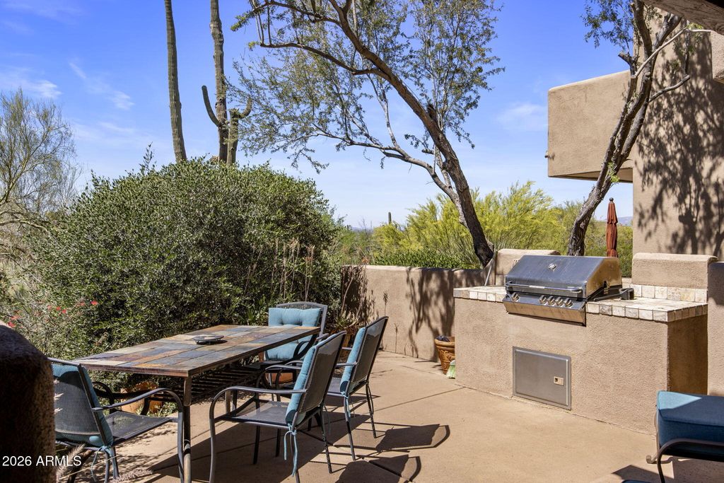 Image 30 of property listing at 28456 N 101ST Place, Scottsdale, AZ 85262