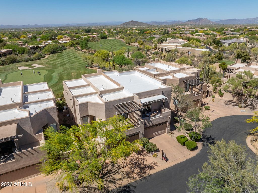 Image 37 of property listing at 28456 N 101ST Place, Scottsdale, AZ 85262